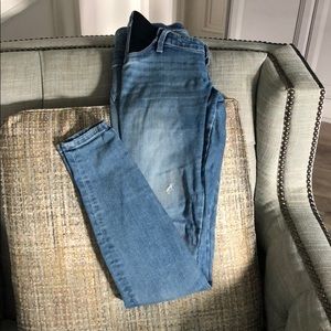 Stretchy maternity jeans